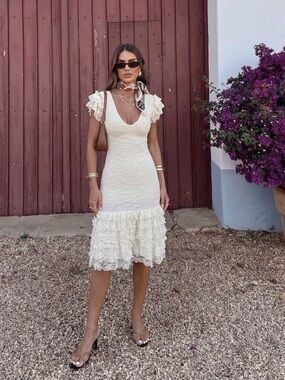 Y2K Romantic Vintage Victorian Boho Western Style Ivory Sheath Ruffled Dress